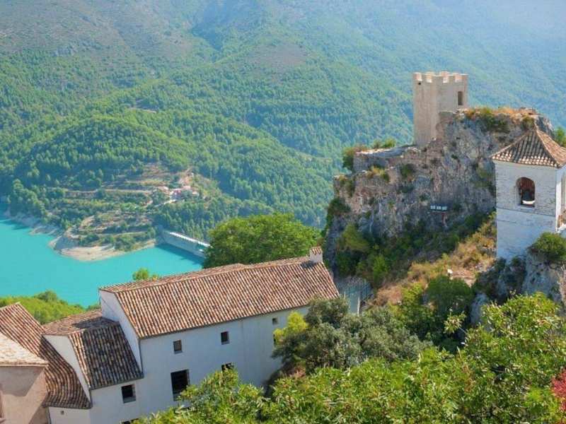 Desde Alicante / Benidorm: Tour del Castillo de Guadalest con Transfer